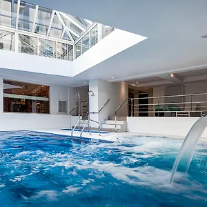 **** Отель Oceania Paris Porte De Versailles Франция