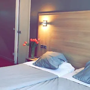 *** Отель Bristol Republique Франция